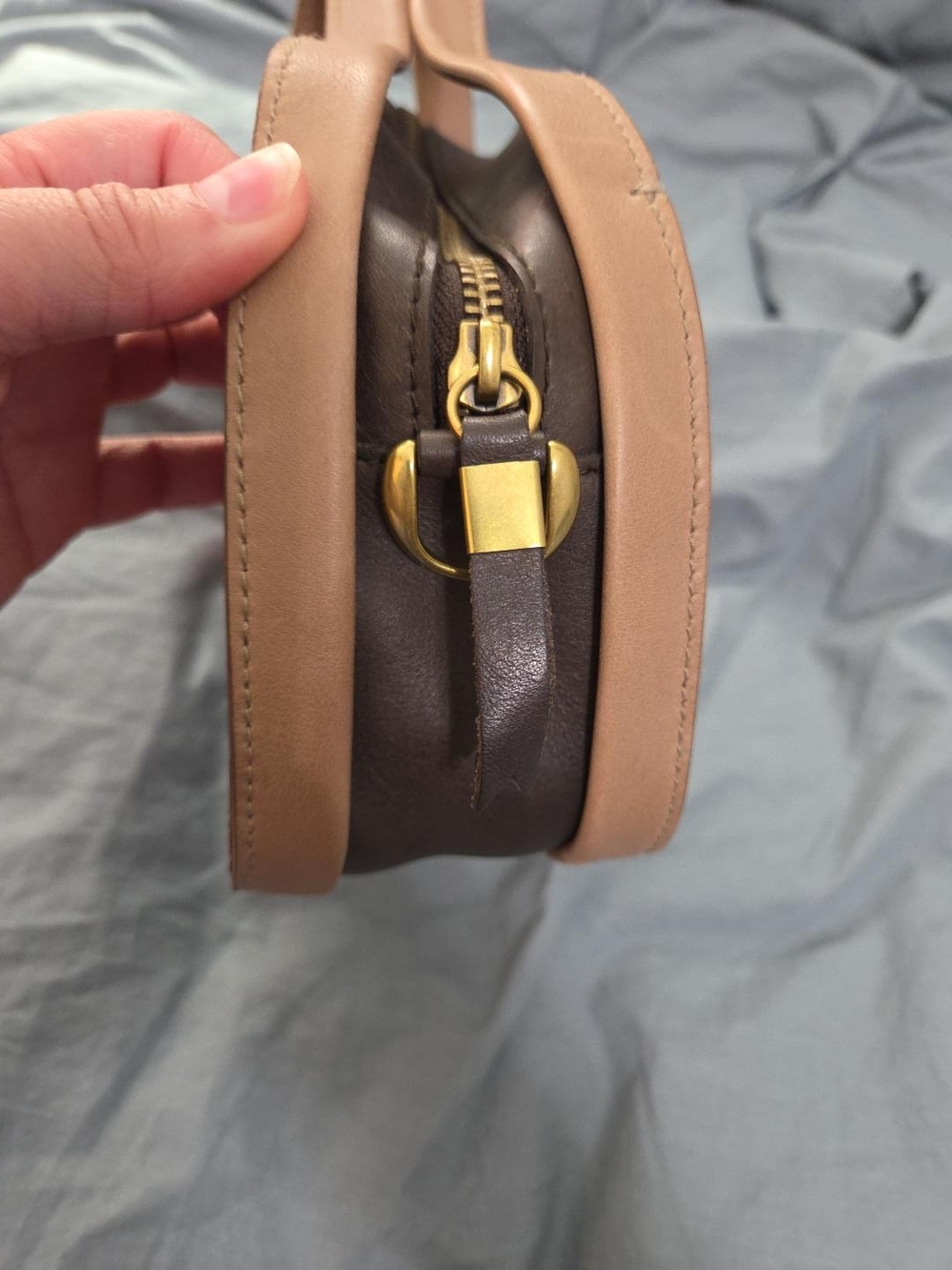 Madewell Sydney Colorblock Leather Crossbody Bag Brown Tan Top Zip No Strap - Picture 9 of 9